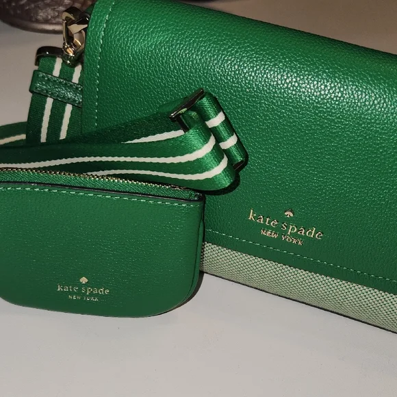 Kate Spade Green Crossbody Bag with Two-Tone Design Leather and Tweed - Picture 2 of 7